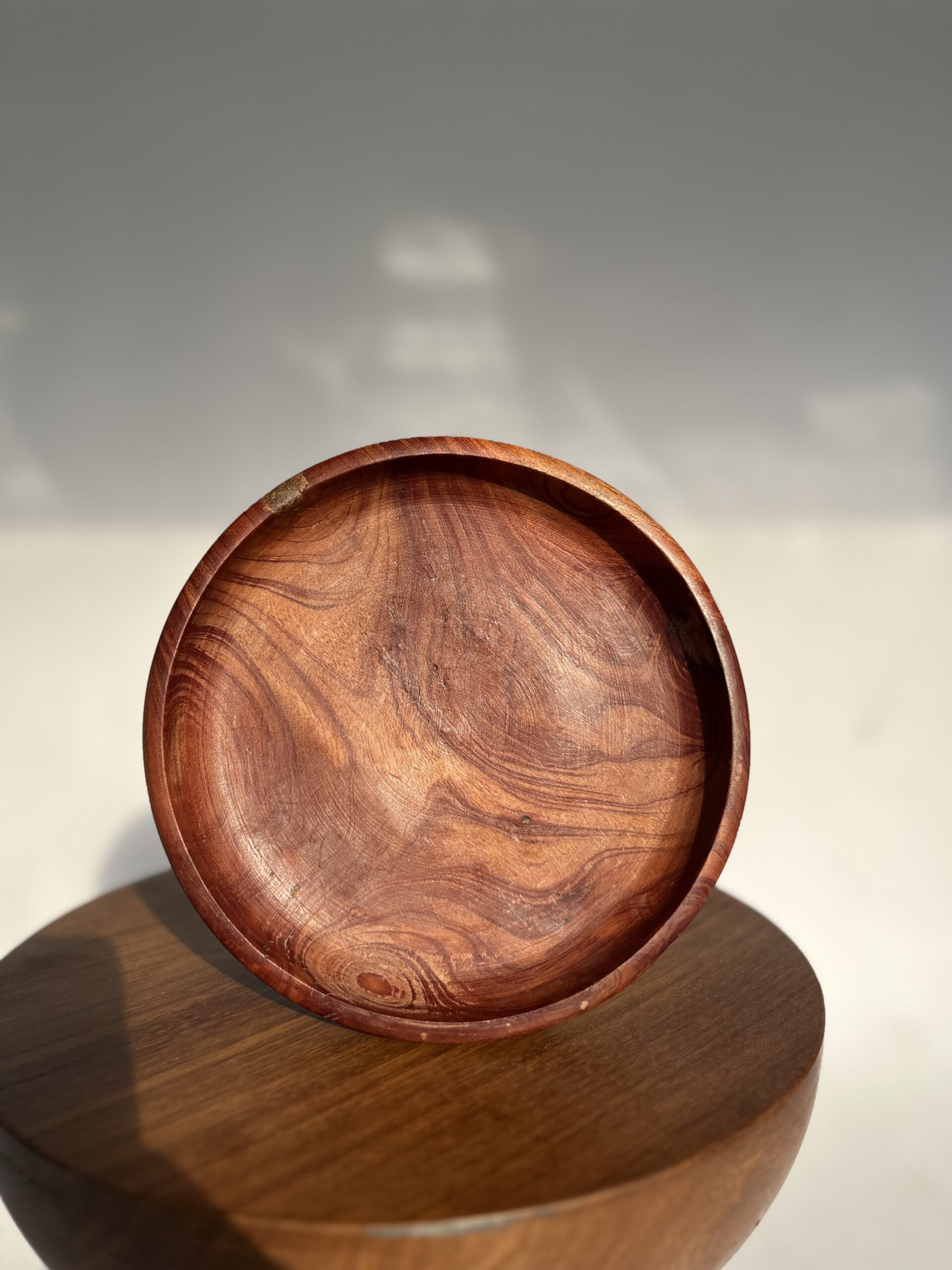Aku Flat Plates (Medium Iroko)