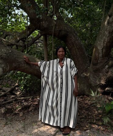 uno striped linen gown