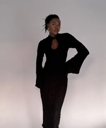 Curlt Life Long Sleeve Gown- Black