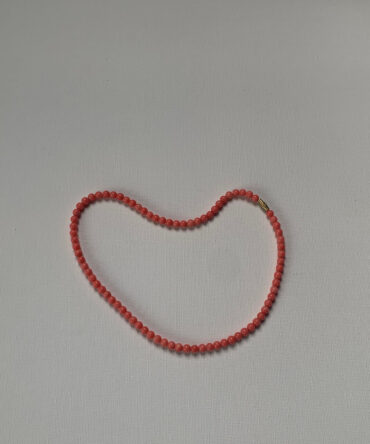 Curlt life red coral bead necklace