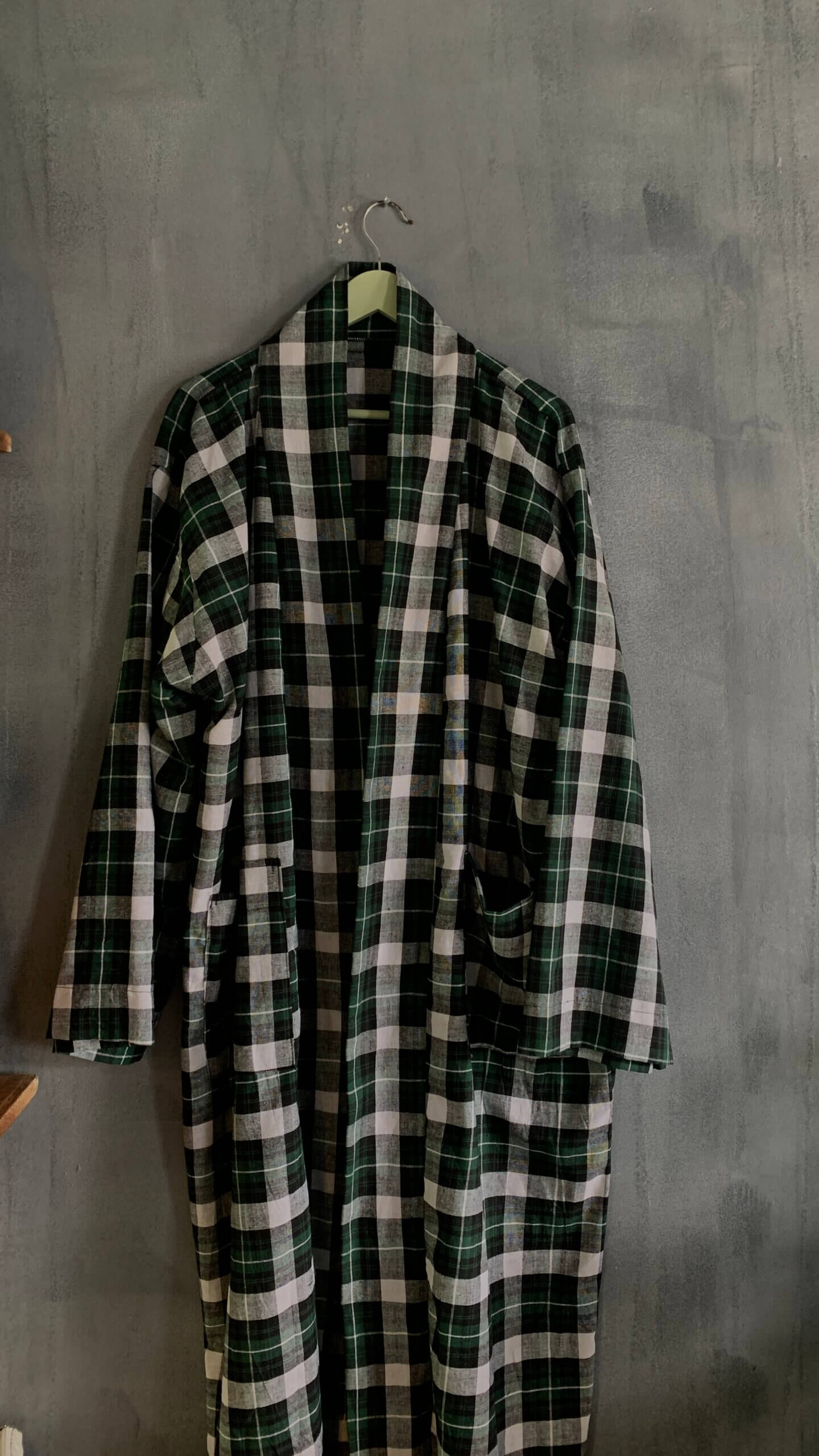 Checkered linen robe
