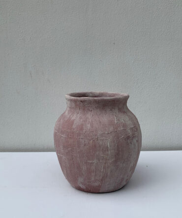 Uli terracotta vase ( weathered rose clay)